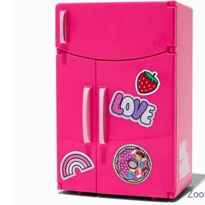 "LOVE" icebox lip gloss set